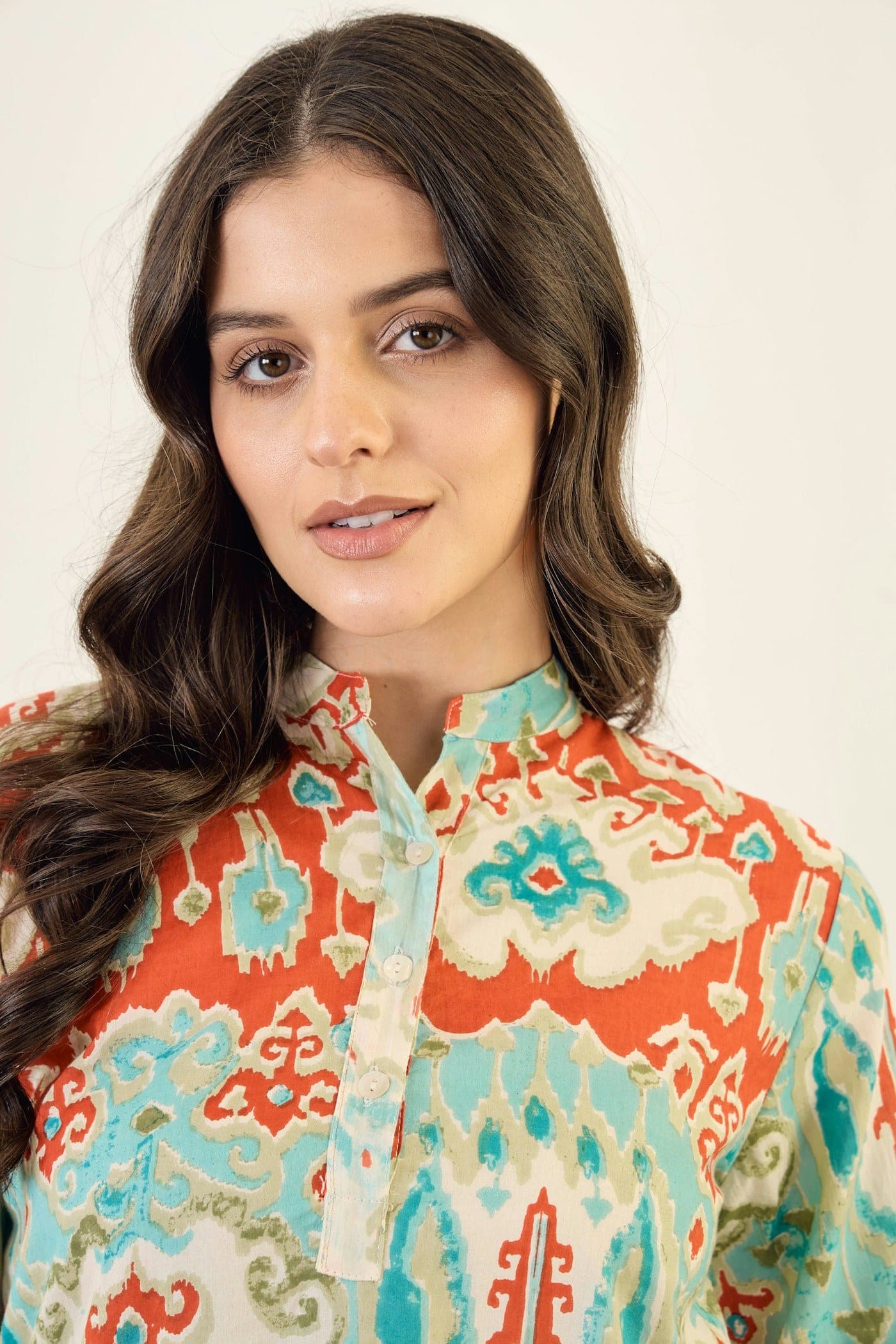 Portrait in a printed mandarin-collar kurta
